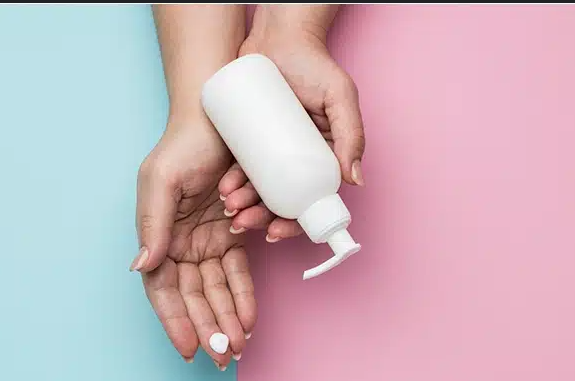 معرفی انواع ژل‌های بهداشتی و کاربرد آن‌ها